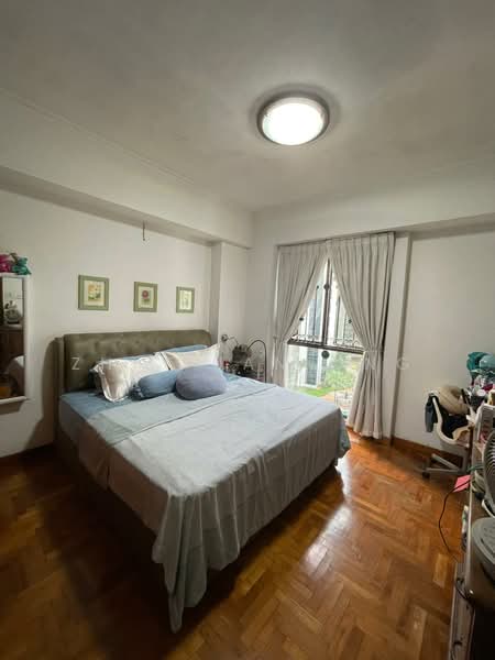 Regentville, 2 Hougang Street 92, 3 Bedrooms, 1,076 sqft, Condominium For Sale, by Zhi Yuan Ong, 500137761 - Bedroom - PropertyGuru.com.sg