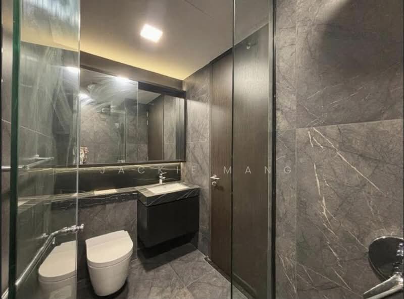 Hyll on Holland, 89 Holland Road, 2 Bedrooms, 614 sqft, Condominium For Rent, by Jackie Mang, 500137763 - Bathroom - PropertyGuru.com.sg