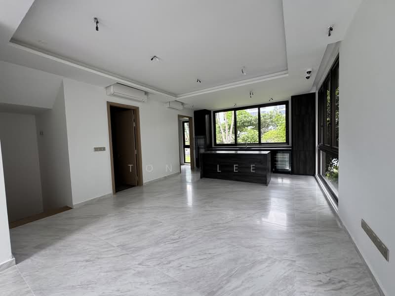 Shrewsbury Road, Shrewsbury Road, 6 Bedrooms, 6,062 sqft, Terraced House For Sale, by Tony Lee, 500137774 - Kitchen - PropertyGuru.com.sg