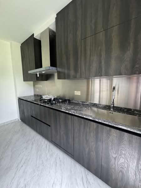 Shrewsbury Road, Shrewsbury Road, 6 Bedrooms, 6,062 sqft, Terraced House For Sale, by Tony Lee, 500137774 - PropertyGuru.com.sg