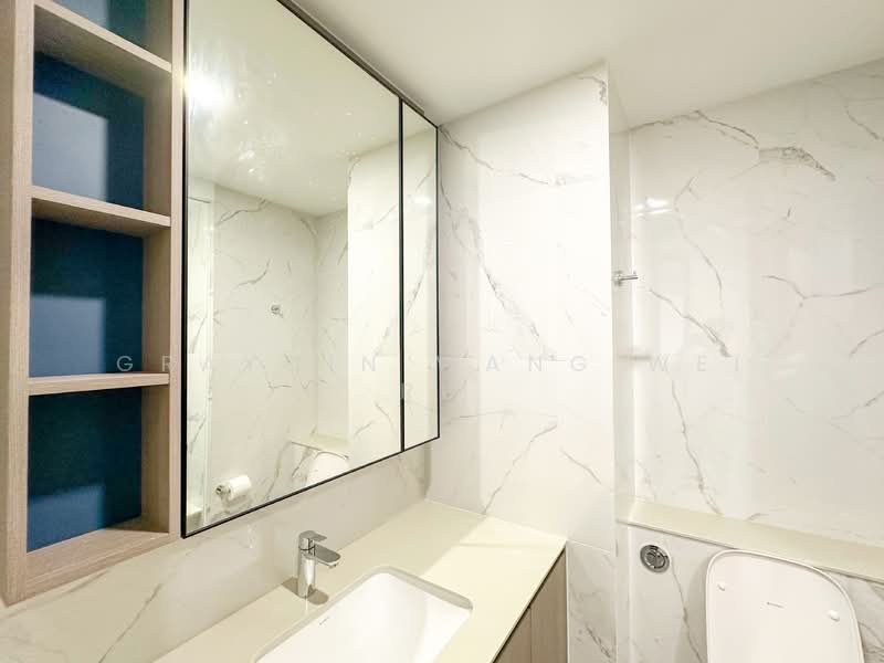 The Watergardens at Canberra, 29 Canberra Drive, 2 Bedrooms, 753 sqft, Condominium For Rent, by Graycin Wang Wei Ru, 500137778 - Bathroom - PropertyGuru.com.sg