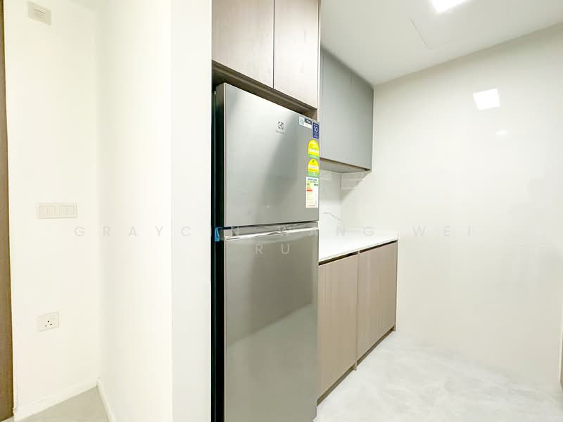 The Watergardens at Canberra, 29 Canberra Drive, 2 Bedrooms, 753 sqft, Condominium For Rent, by Graycin Wang Wei Ru, 500137778 - Kitchen - PropertyGuru.com.sg