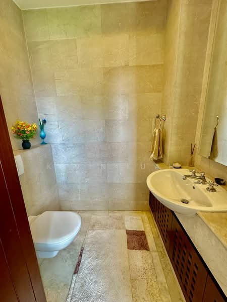 DETACHED HOUSE @ KIM LIN PARK, JALAN TUPAI, 5 Bedrooms, 5,845 sqft, Bungalow House For Sale, by Kavin Kuah, 500137779 - Bathroom - PropertyGuru.com.sg