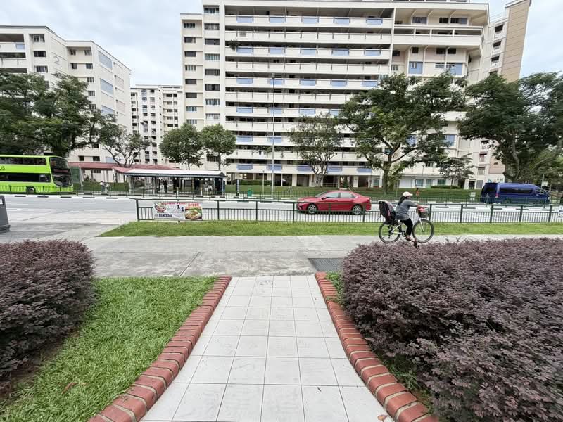 291 Yishun Street 22, Yishun Street 22 Yishun Ring Road Yishun Avenue 9, 1,851 sqft, Shop / Shophouse For Sale, by Tommy Kwek, 500137781 - Exterior - CommercialGuru.com.sg