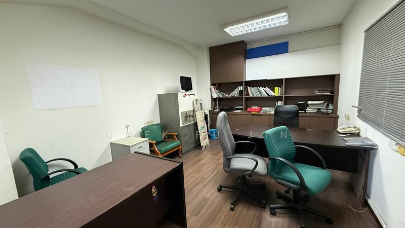 Rare landed factory, regular shape. Dorm eligible!, , 50,000 sqft, Factory / Workshop (B2) For Sale, by Quek Fu Jin, 500137784 - Interior - CommercialGuru.com.sg