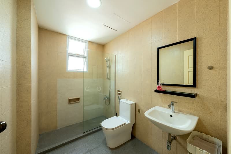 Euro-Asia Court, 7 River Valley Close, Orchard / River Valley, Room Rental, 162 sqft, Apartment For Rent, by Cove, 500137789 - Bathroom - PropertyGuru.com.sg