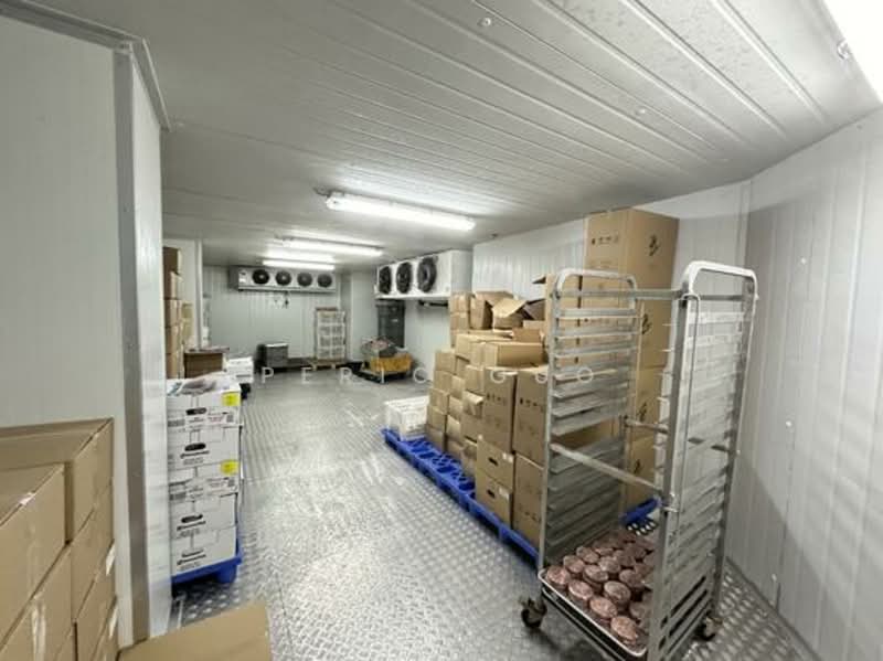 Food XChange @ Admiralty, 8A Admiralty Street, 6,014 sqft, Factory / Workshop (B2) For Sale, by Peric Guo, 500137793 - Interior - CommercialGuru.com.sg