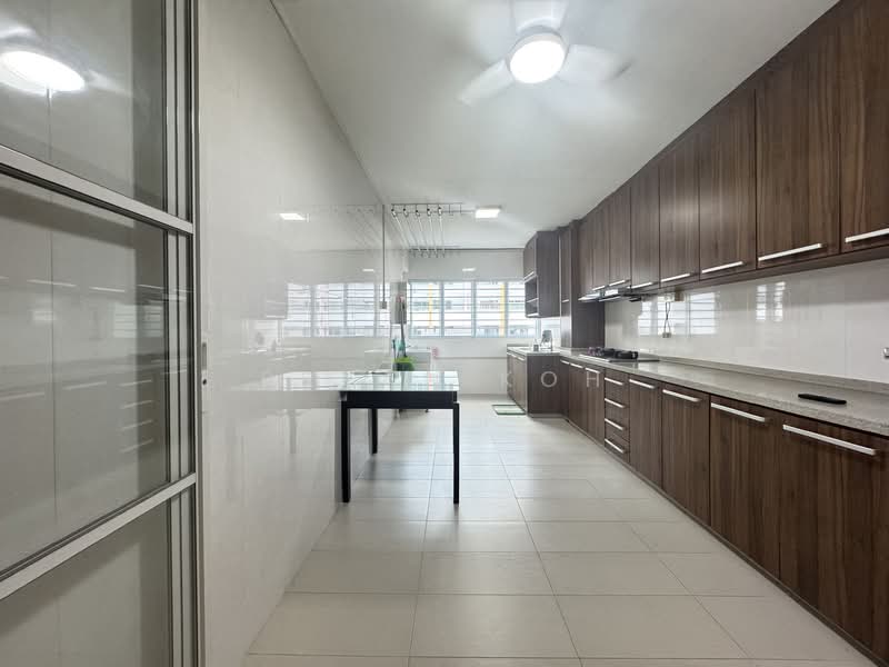 232 Hougang Avenue 1, 232 Hougang Avenue 1, 3 Bedrooms, 1,119 sqft, HDB Flat For Sale, by Bryan Koh, 500137798 - Kitchen - PropertyGuru.com.sg