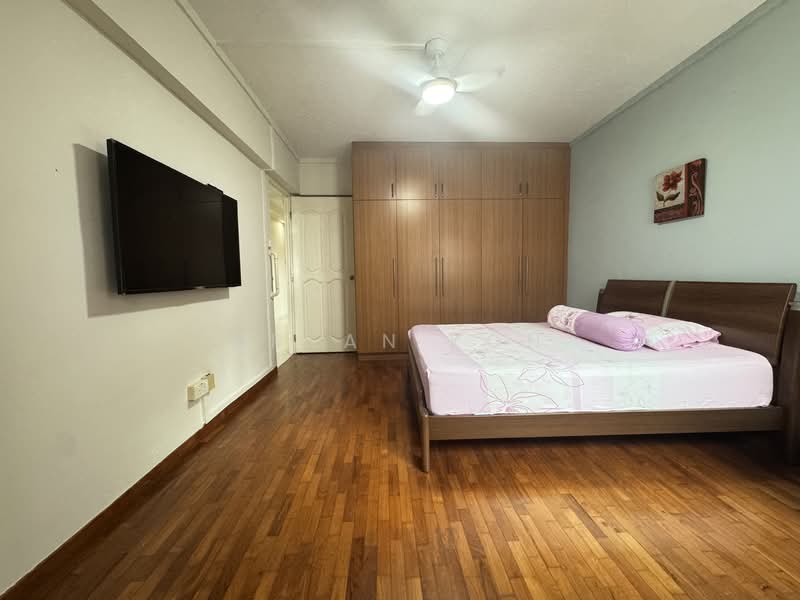 232 Hougang Avenue 1, 232 Hougang Avenue 1, 3 Bedrooms, 1,119 sqft, HDB Flat For Sale, by Bryan Koh, 500137798 - Bedroom - PropertyGuru.com.sg