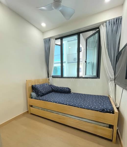 Treasure at Tampines, 41 Tampines Lane, 3 Bedrooms, 1,033 sqft, Condominium For Rent, by Jason Wong Soon Guan, 500137833 - Bedroom - PropertyGuru.com.sg