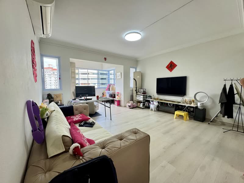 Pine Grove, 1P Pine Grove, 4 Bedrooms, 1,750 sqft, Condominium For Rent, by Ng Zi Liang, 500137836 - Living Room - PropertyGuru.com.sg