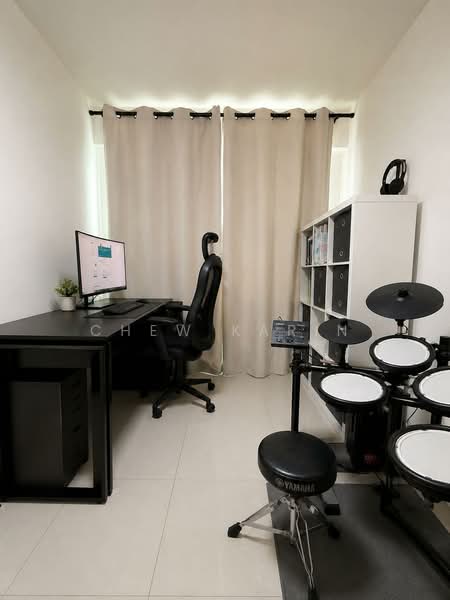 18A Circuit Road, Circuit Road, 3 Bedrooms, 1,001 sqft, HDB Flat For Sale, by Chew Karin, 500137837 - Study - PropertyGuru.com.sg