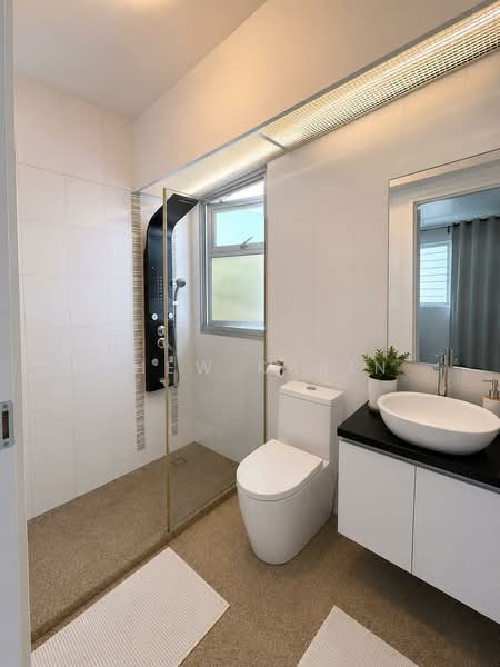 18A Circuit Road, Circuit Road, 3 Bedrooms, 1,001 sqft, HDB Flat For Sale, by Chew Karin, 500137837 - Bathroom - PropertyGuru.com.sg