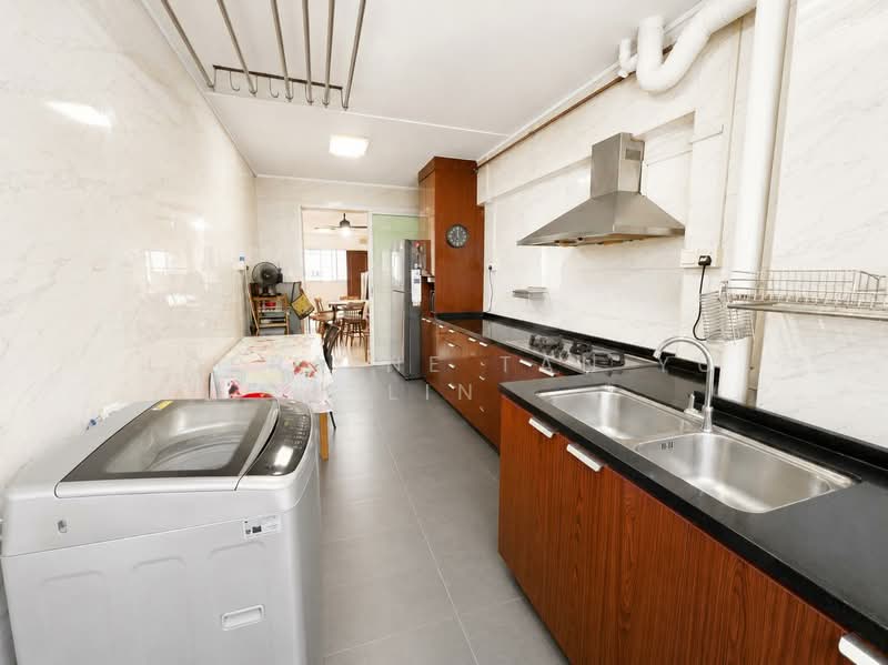 240 Tampines Street 21, 240 Tampines Street 21, 3 Bedrooms, 1,119 sqft, HDB Flat For Sale, by Lorraine Tan Yu Lin, 500137869 - Kitchen - PropertyGuru.com.sg