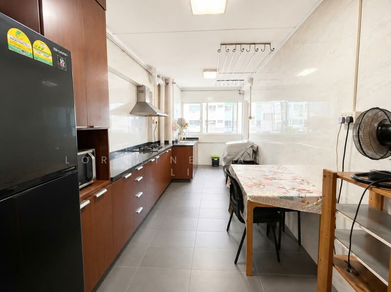 240 Tampines Street 21, 240 Tampines Street 21, 3 Bedrooms, 1,119 sqft, HDB Flat For Sale, by Lorraine Tan Yu Lin, 500137869 - Kitchen - PropertyGuru.com.sg