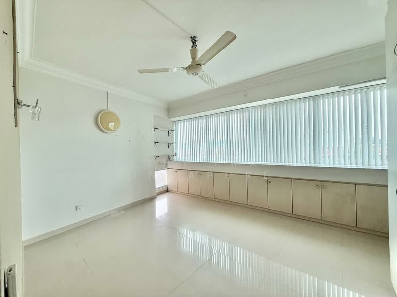 Lakepoint Condo, 2 Lakepoint Drive, 4 Bedrooms, 2,217 sqft, Condominium For Sale, by Karen, 500137872 - Interior - PropertyGuru.com.sg