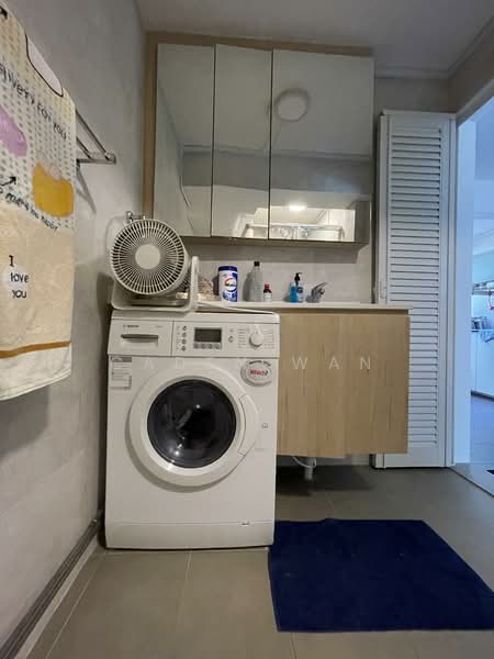 13 Holland Drive, 13 Holland Drive, Room Rental, 300 sqft, HDB Flat For Rent, by Caden Wan, 500137873 - Bathroom - PropertyGuru.com.sg