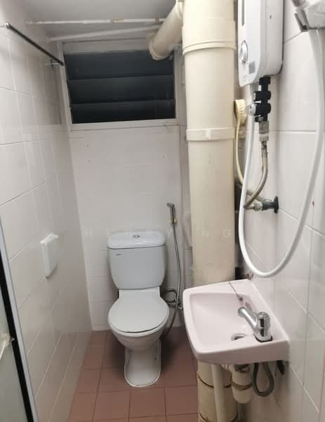 101 Whampoa Drive, 101 Whampoa Drive, 3 Bedrooms, 980 sqft, HDB Flat For Sale, by Henry Ng, 500137883 - Bathroom - PropertyGuru.com.sg