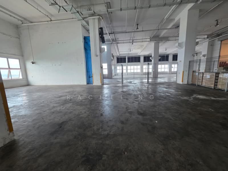 🌟 Tuas warehouse | Ramp up | High ceiling | Direct loading bays | Big power | heavy floor loading, Tuas avenue, 11,104 sqft, Factory / Workshop (B2) For Rent, by Rachel ng, 500137887 - Interior - CommercialGuru.com.sg