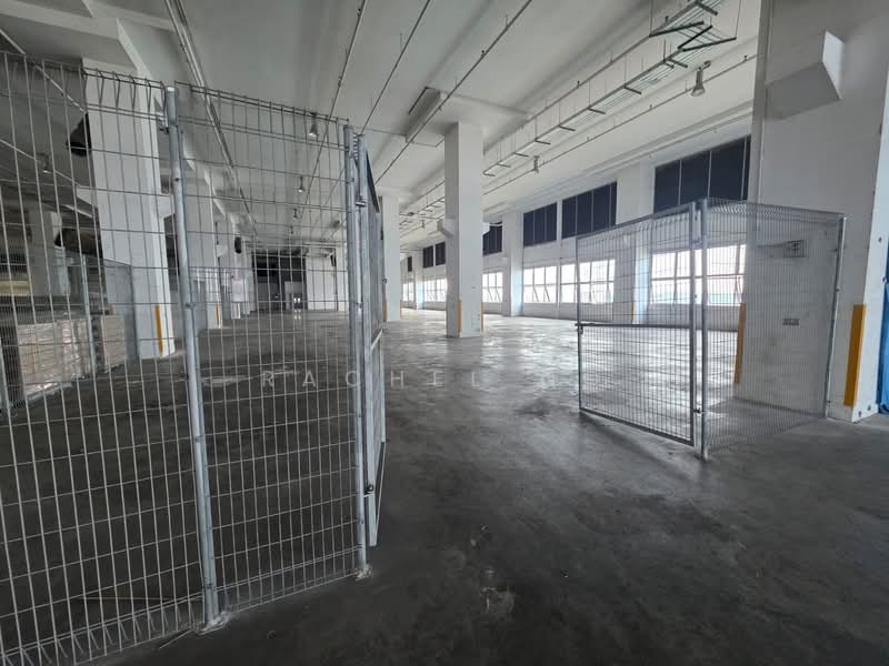 🌟 Tuas warehouse | Ramp up | High ceiling | Direct loading bays | Big power | heavy floor loading, Tuas avenue, 11,104 sqft, Factory / Workshop (B2) For Rent, by Rachel ng, 500137887 - Interior - CommercialGuru.com.sg