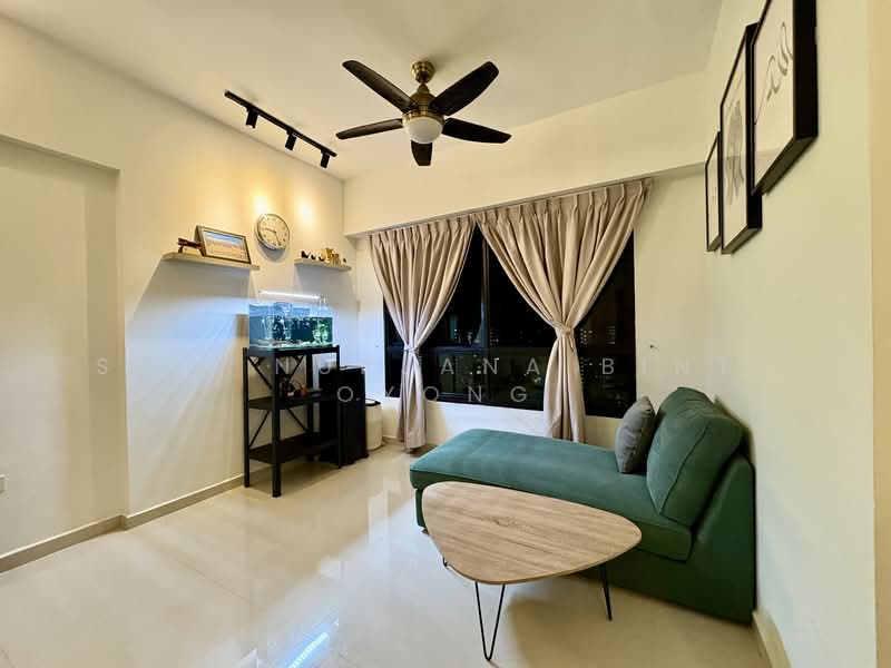 122B Punggol Edge, 122B Edgedale Plains, 3 Bedrooms, 1,001 sqft, HDB Flat For Sale, by Siti Nurjana Binte Oyong, 500137894 - Living Room - PropertyGuru.com.sg