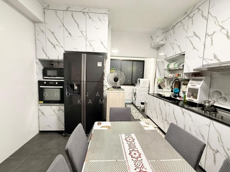328 Tah Ching Road, 328 Tah Ching Road, 4 Bedrooms, 1,151 sqft, HDB Flat For Sale, by Mohd Jabbaar Bin Kamsani, 500137905 - Kitchen - PropertyGuru.com.sg