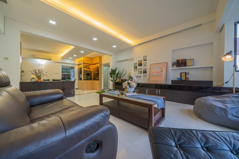 Giffard Mansions, 424 Balestier Road, 4 Bedrooms, 1,755 sqft, Apartment For Sale, by Caleb Peh, 500137907 - Living Room - PropertyGuru.com.sg