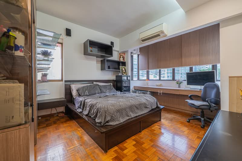 Giffard Mansions, 424 Balestier Road, 4 Bedrooms, 1,755 sqft, Apartment For Sale, by Caleb Peh, 500137907 - Master Bedroom - PropertyGuru.com.sg