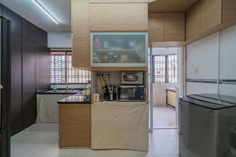 Giffard Mansions, 424 Balestier Road, 4 Bedrooms, 1,755 sqft, Apartment For Sale, by Caleb Peh, 500137907 - Kitchen - PropertyGuru.com.sg