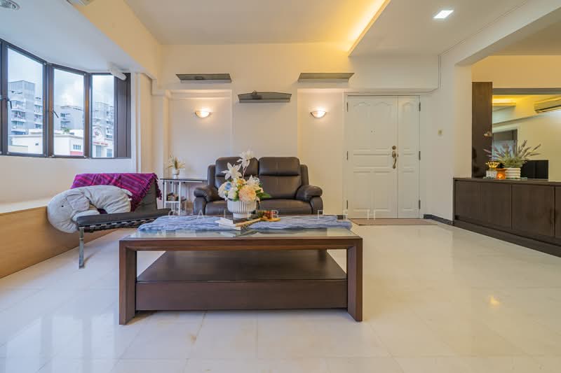 Giffard Mansions, 424 Balestier Road, 4 Bedrooms, 1,755 sqft, Apartment For Sale, by Caleb Peh, 500137907 - Living Room - PropertyGuru.com.sg