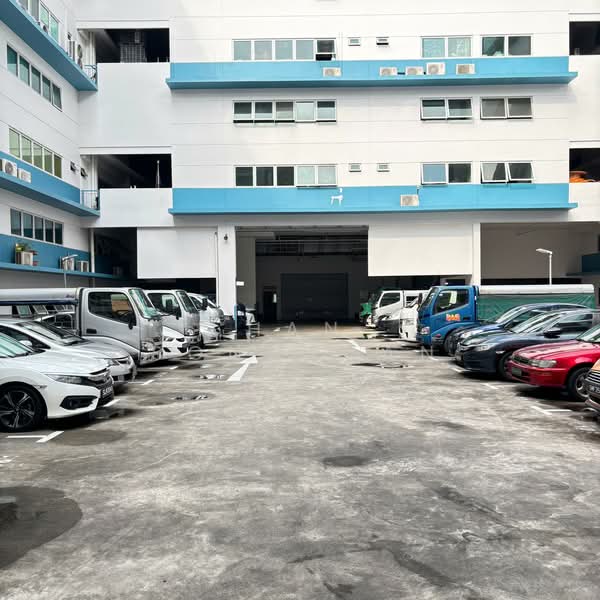 Pioneer Point, 5 Soon Lee Street, 956 sqft, Factory / Workshop (B2) For Sale, by Han Songyuan, 500137915 - Exterior - CommercialGuru.com.sg