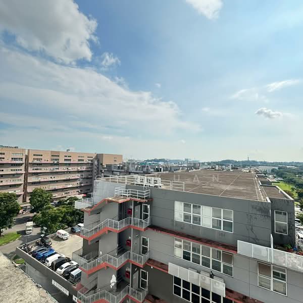 Pioneer Point, 5 Soon Lee Street, 956 sqft, Factory / Workshop (B2) For Sale, by Han Songyuan, 500137915 - Exterior - CommercialGuru.com.sg