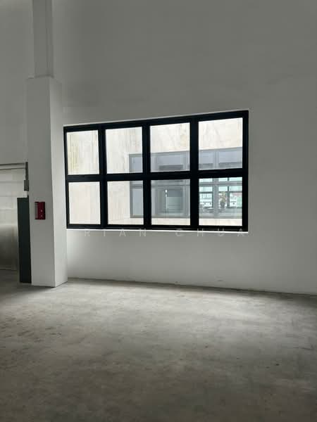Tuas South Connection, 33 Tuas South Link 1, 17,205 sqft, Factory / Workshop (B2) For Sale, by Brian Chua, 500137920 - Interior - CommercialGuru.com.sg