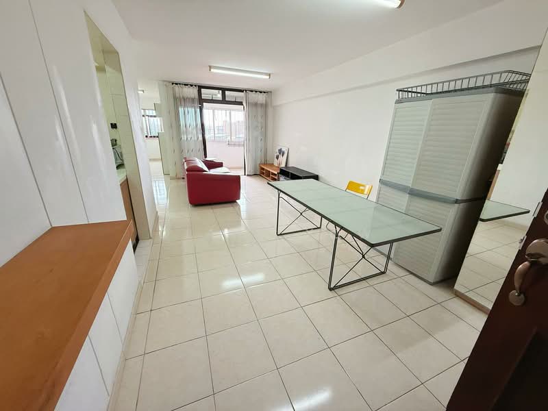 310A Anchorvale Road, 310A Anchorvale Road, 3 Bedrooms, 1,100 sqft, HDB Flat For Rent, by Diana Yow, 500137924 - Living Room - PropertyGuru.com.sg