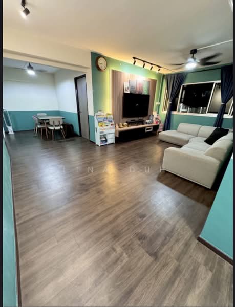225 Bishan Street 23, 225 Bishan Street 23, 2 Bedrooms, 1,130 sqft, HDB Flat For Sale, by Lina Duh, 500137937 - Living Room - PropertyGuru.com.sg