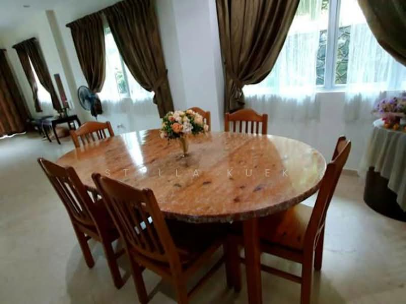 Chun Tin Road, , Room Rental, 120 sqft, Terraced House For Rent, by Stella Kuek, 500137939 - Dining Room - PropertyGuru.com.sg