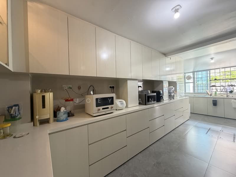 East view garden, East view Garden, 7 Bedrooms, 3,750 sqft, Terraced House For Sale, by Joey Tan, 500137945 - Kitchen - PropertyGuru.com.sg