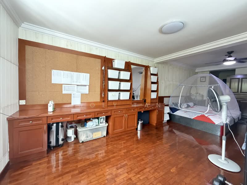 East view garden, East view Garden, 7 Bedrooms, 3,750 sqft, Terraced House For Sale, by Joey Tan, 500137945 - Bedroom - PropertyGuru.com.sg