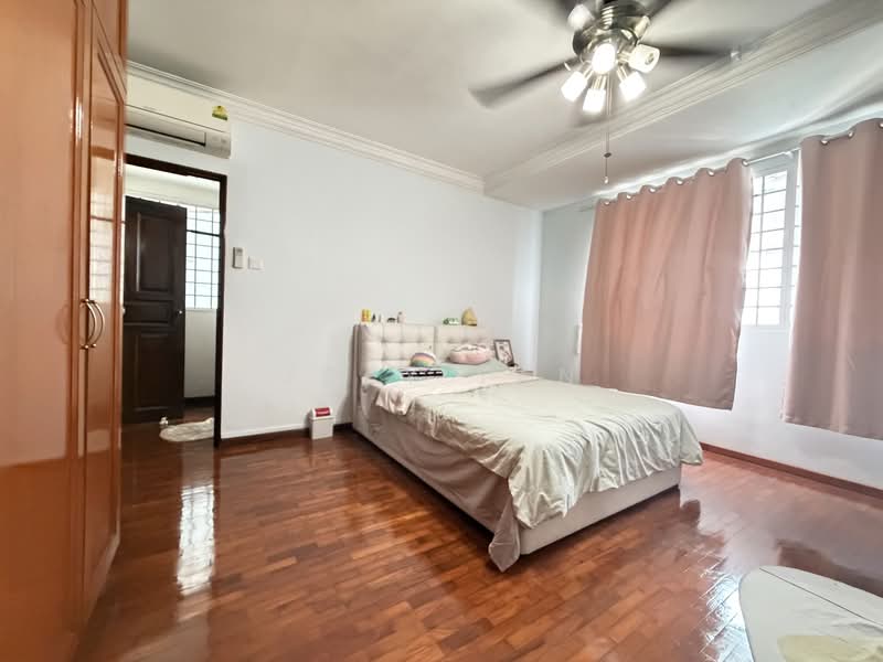 East view garden, East view Garden, 7 Bedrooms, 3,750 sqft, Terraced House For Sale, by Joey Tan, 500137945 - Bedroom - PropertyGuru.com.sg
