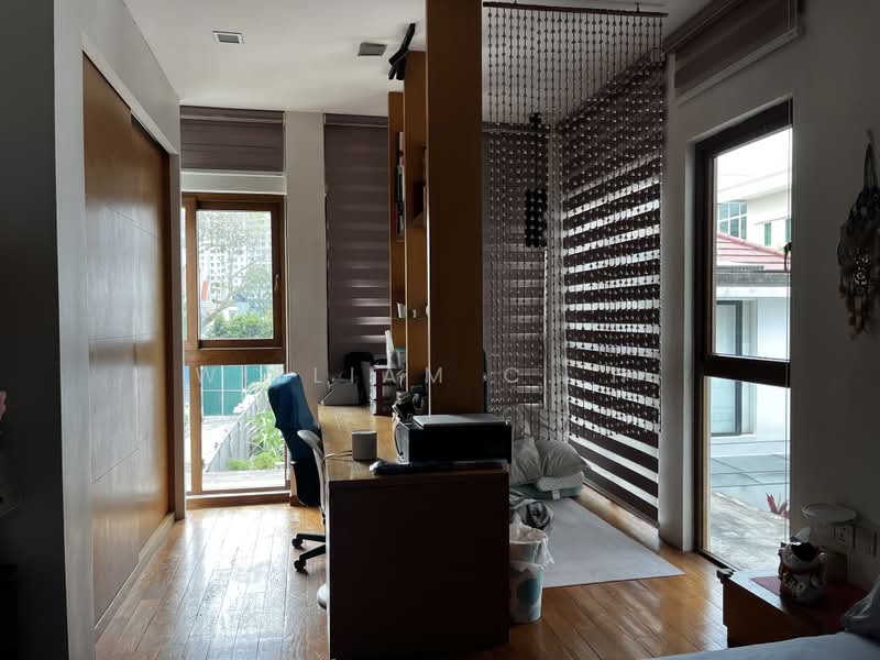 Elegant D15 Freehold Detached Home Near Kong Hwa School, Goodman Road/Wilkinson Road/Crescent Road, 6 Bedrooms, 4,900 sqft, Detached House For Sale, by William C. H., 500137965 - Study - PropertyGuru.com.sg