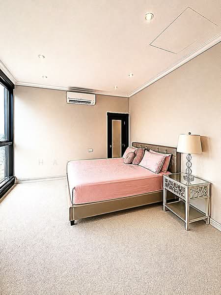 Four Seasons Park, 8 Cuscaden Walk, 6 Bedrooms, 3,821 sqft, Condominium For Sale, by Halimah Tan, 500137972 - Bedroom  - PropertyGuru.com.sg