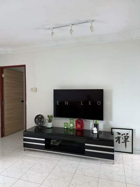 469A Admiralty Drive, 469A Admiralty Drive, Room Rental, 120 sqft, HDB Flat For Rent, by Eileen Leow, 500137975 - Living Room - PropertyGuru.com.sg