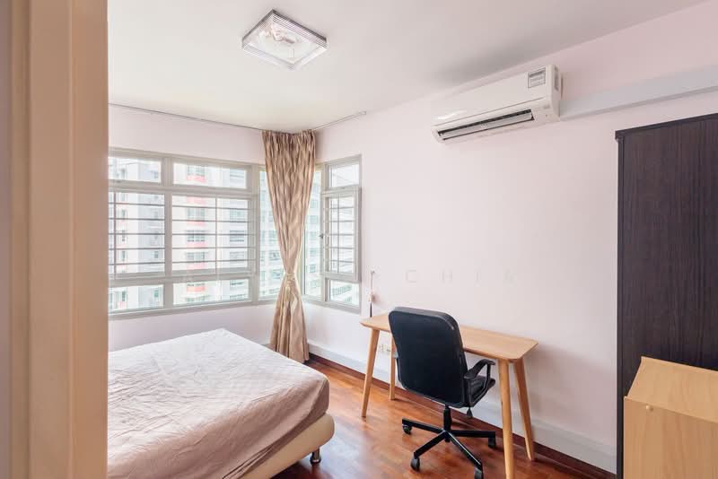 272D Sengkang Central, 272D Sengkang Central, 3 Bedrooms, 969 sqft, HDB Flat For Sale, by Alyssa Chia, 500137983 - Bedroom - PropertyGuru.com.sg