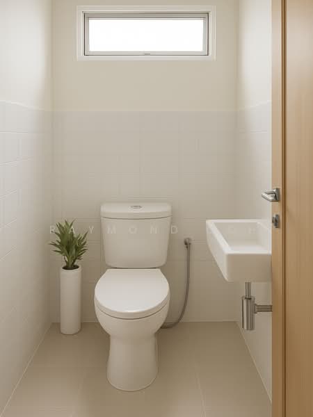 205 Toa Payoh North, 205 Toa Payoh North, 2 Bedrooms, 700 sqft, HDB Flat For Sale, by Raymond Goh, 500137993 - Bathroom - PropertyGuru.com.sg