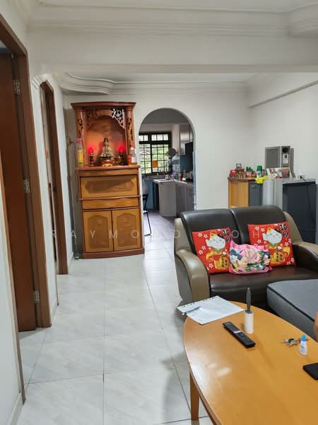 205 Toa Payoh North, 205 Toa Payoh North, 2 Bedrooms, 700 sqft, HDB Flat For Sale, by Raymond Goh, 500137993 - Living Room - PropertyGuru.com.sg