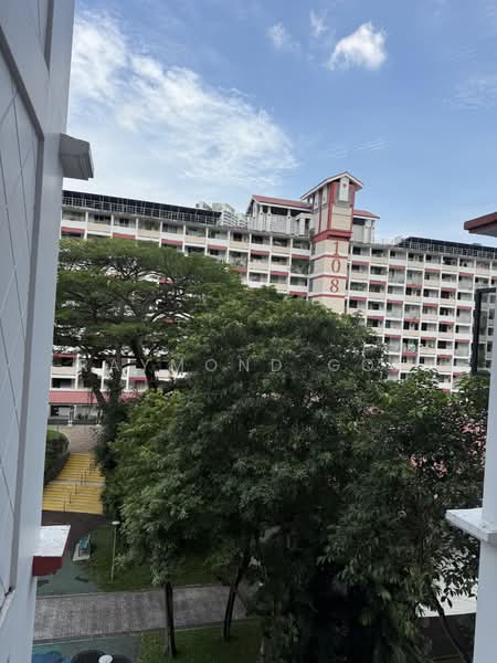 205 Toa Payoh North, 205 Toa Payoh North, 2 Bedrooms, 700 sqft, HDB Flat For Sale, by Raymond Goh, 500137993 - Exterior - PropertyGuru.com.sg