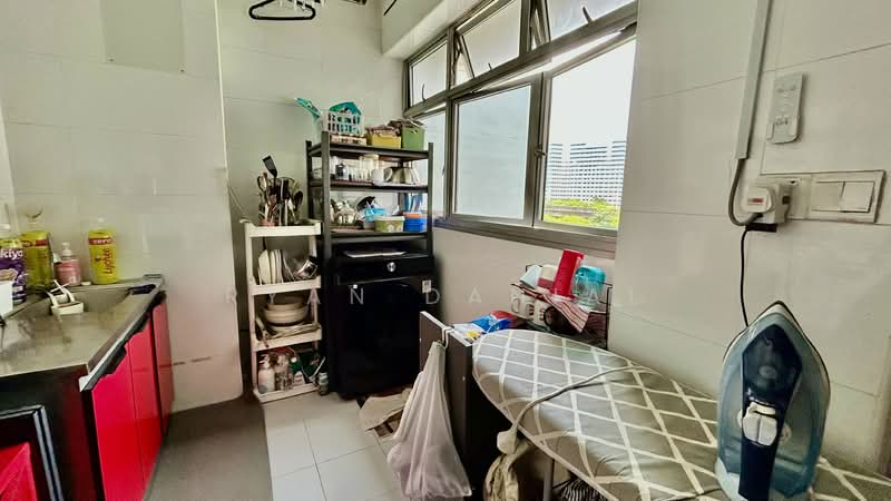 327B Sumang Walk, 327B Sumang Walk, 1 Bedroom, 505 sqft, HDB Flat For Sale, by Ryan Danial, 500137996 - Kitchen - PropertyGuru.com.sg