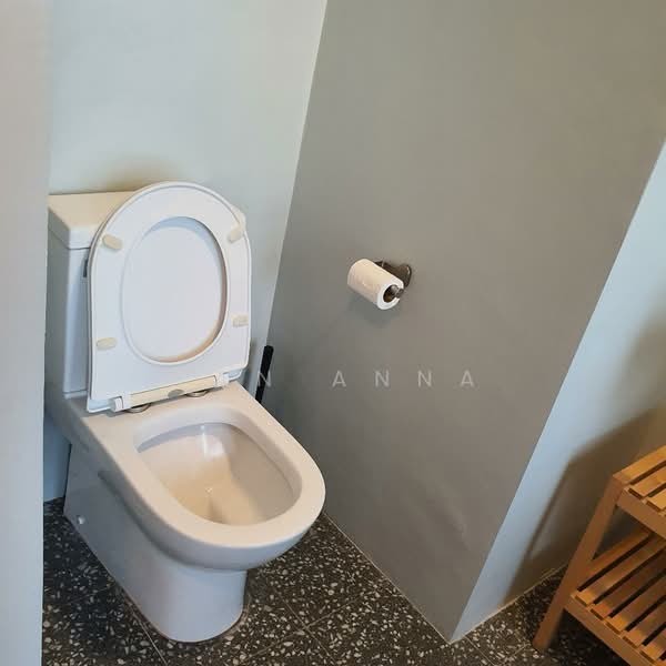 588A Ang Mo Kio Street 52, 588A Ang Mo Kio Street 52, 3 Bedrooms, 968 sqft, HDB Flat For Rent, by Tan Anna, 500138004 - Attached bathroom - PropertyGuru.com.sg