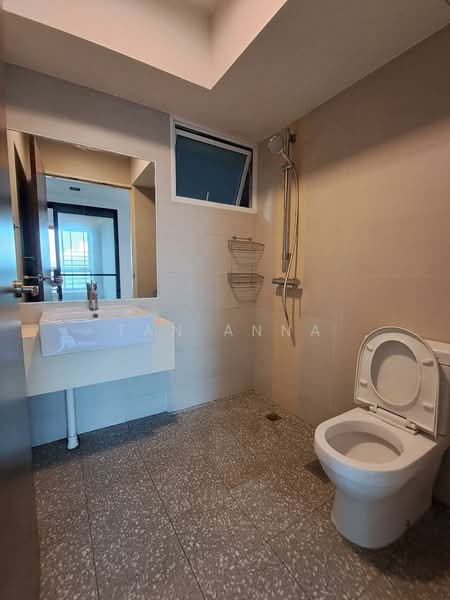 588A Ang Mo Kio Street 52, 588A Ang Mo Kio Street 52, 3 Bedrooms, 968 sqft, HDB Flat For Rent, by Tan Anna, 500138004 - Common bathroom - PropertyGuru.com.sg