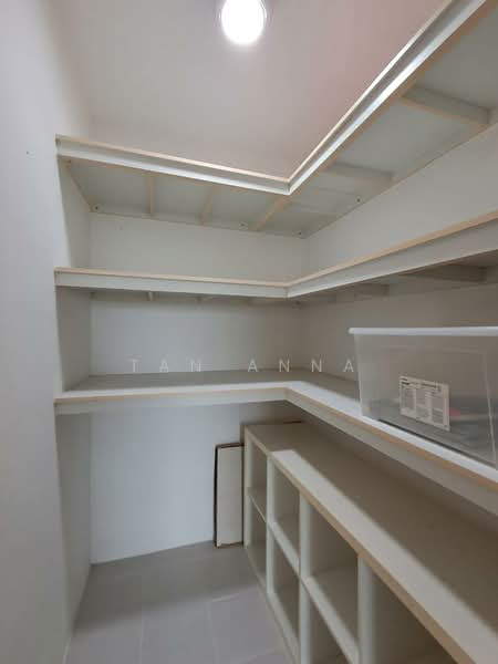 588A Ang Mo Kio Street 52, 588A Ang Mo Kio Street 52, 3 Bedrooms, 968 sqft, HDB Flat For Rent, by Tan Anna, 500138004 - Store room - PropertyGuru.com.sg